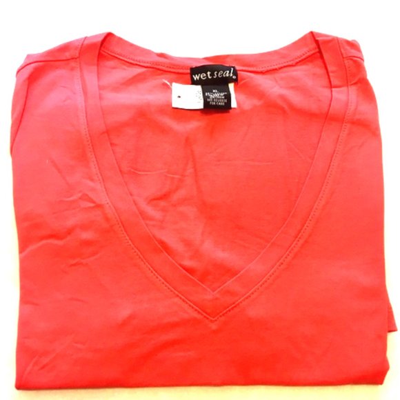 Wet Seal Tops - Wet Seal V-Neck Basic Tee in Watermelon Pink